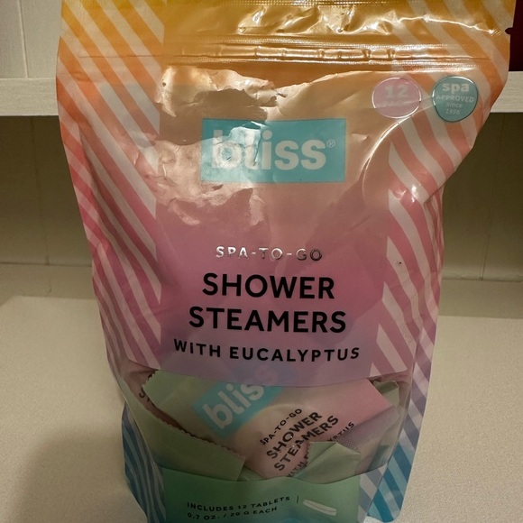 Bliss Spa-To-Go Shower Steamers with Eucalyptus 12 tablets/20g each - Picture 2 of 4